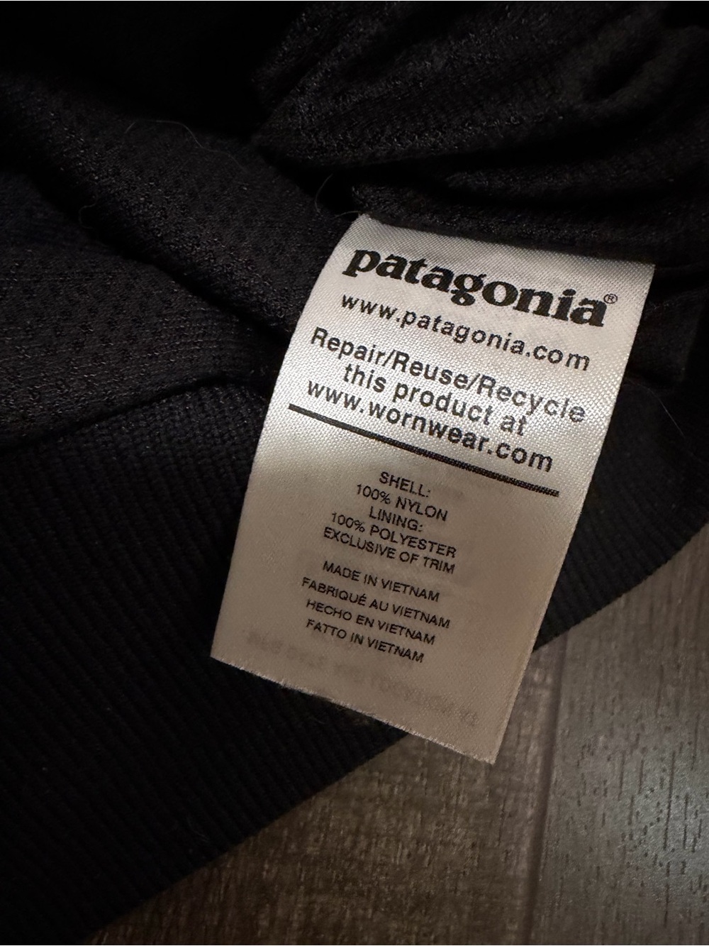 Patagonia Nylon Coat - men’s - Large - charcoal black - Picture 7 of 8